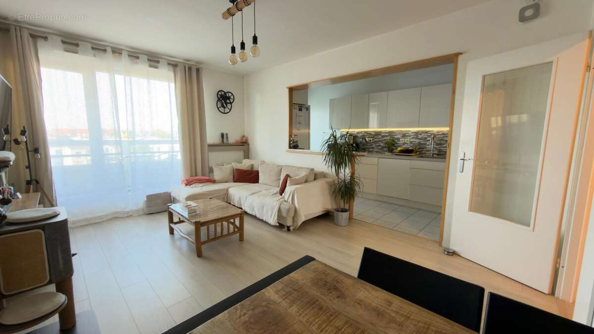 Appartement à NEUILLY-SUR-MARNE