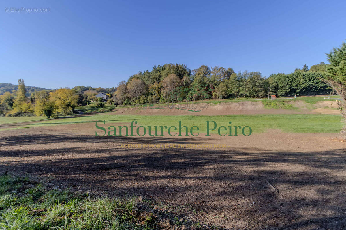 À 3km du centre de Sarlat-la-Canéda - Périgord-Noir - photo 3