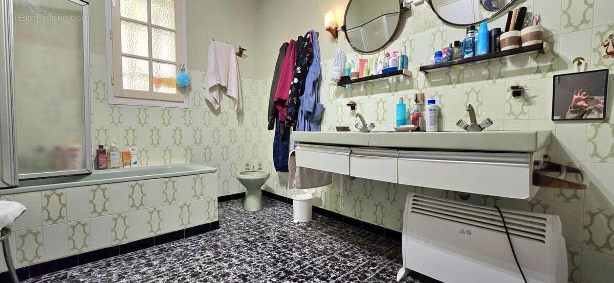 Maison à SAINT-ASTIER