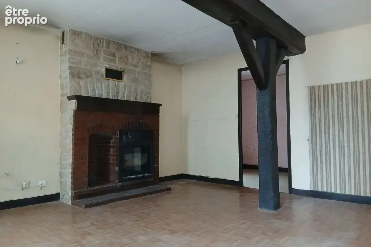 Étais-la-Sauvin - Charmante maison ancienne avec cour, dépendances et beau potentiel ! - photo 5