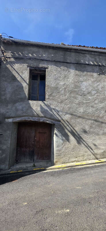 Maison à SAINT-JULIA-DE-BEC