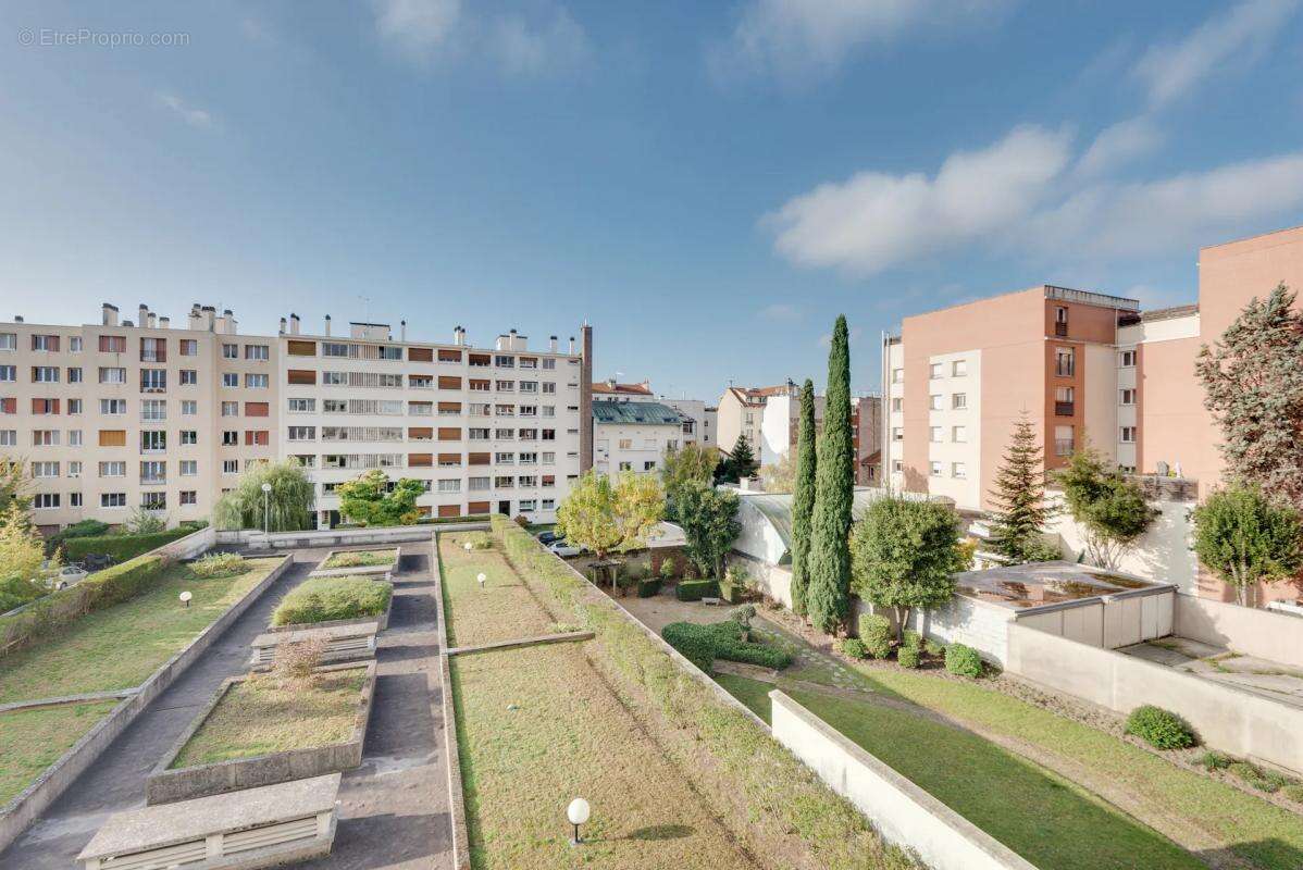 Appartement à FONTENAY-SOUS-BOIS