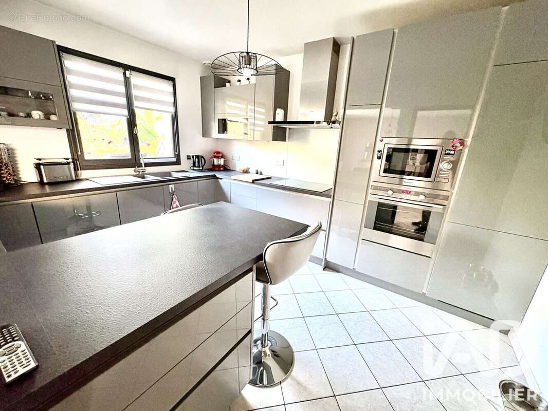Maison 107 m² à Sartrouville  - photo 4