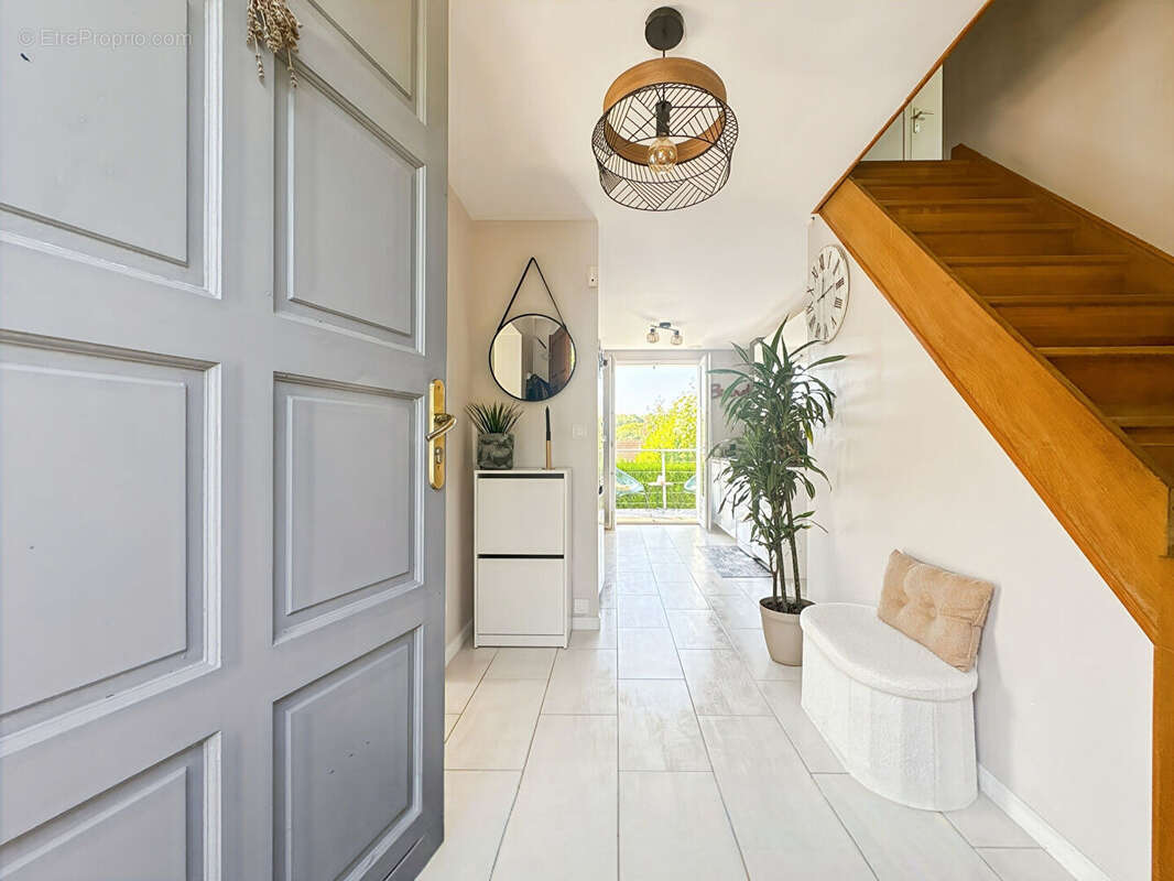 Maison à SAINT-CYR-EN-ARTHIES