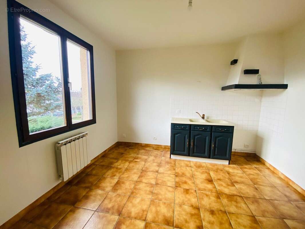 Maison à PARON