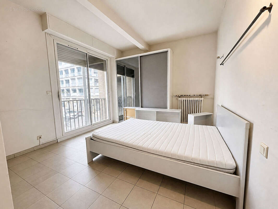 Appartement à MARSEILLE-2E