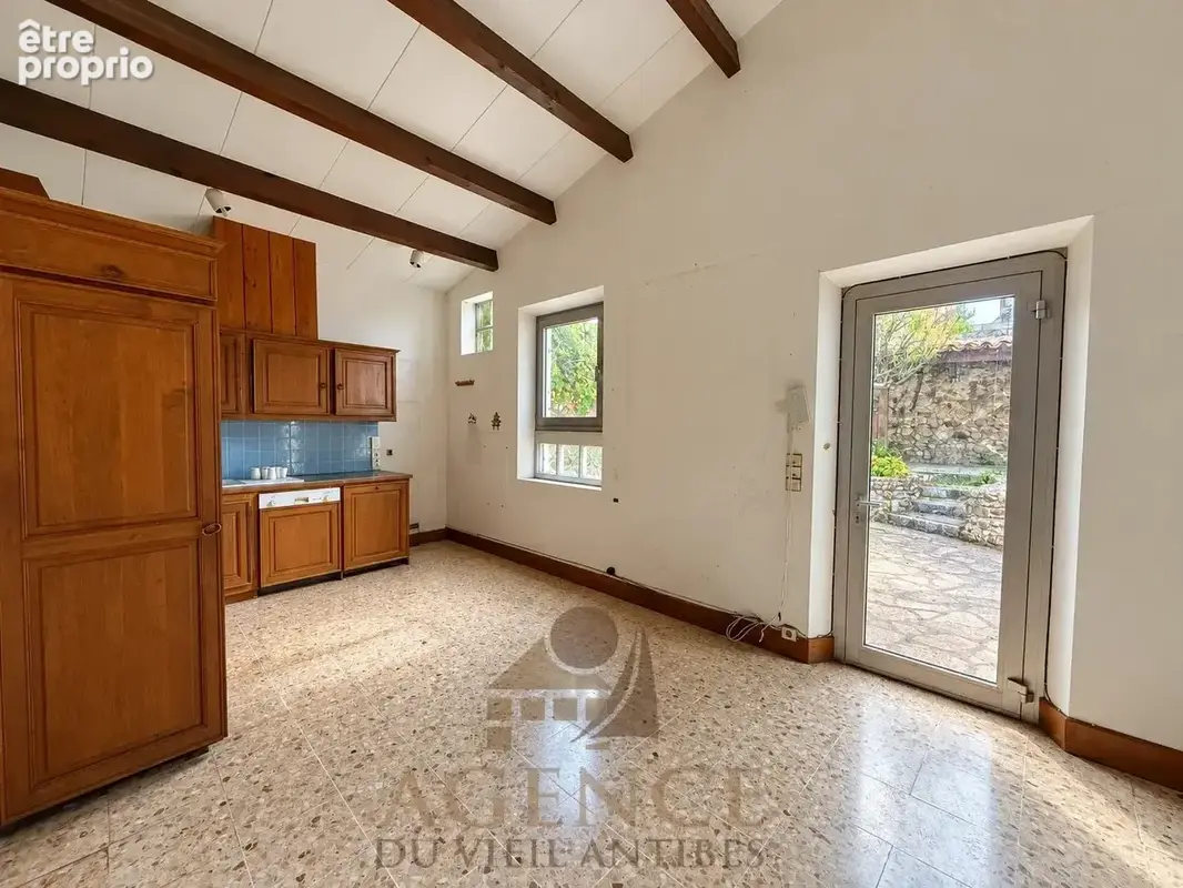 Antibes Suquette Maison avec terrain 2100m2– Authentique propriété en pierre – Environnement privilégié – Fort potentiel – Pisci - photo 16