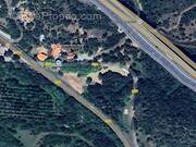 Terrain à LES CLUSES