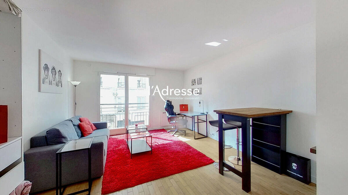 Appartement à PARIS-11E