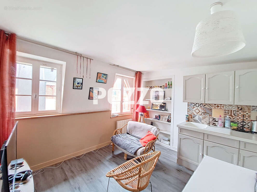A VENDRE - GRANVILLE (50400) - Appartement 23.27m² hypercentre ! - photo 3