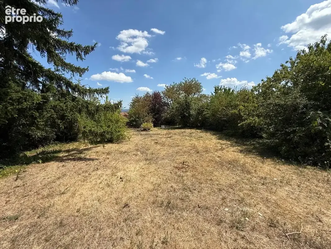 EXCLU! Maison à rénover sur 910 m² de terrain - photo 2