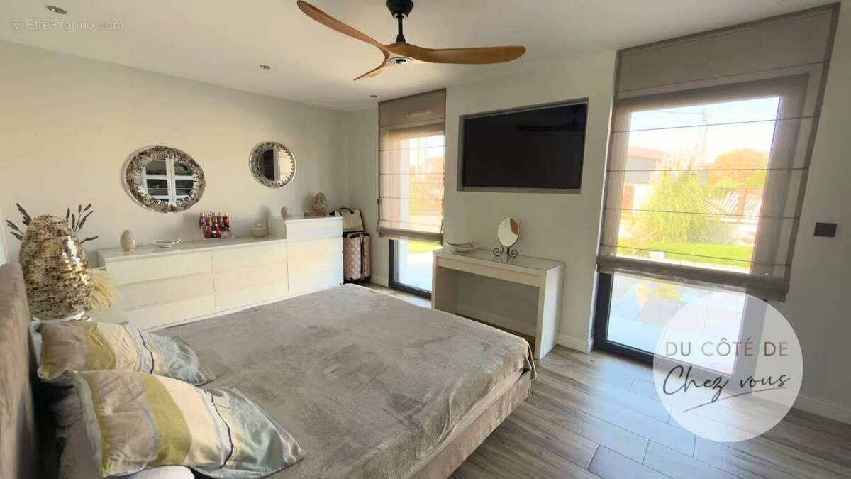 Maison à LE PAVILLON-SAINTE-JULIE