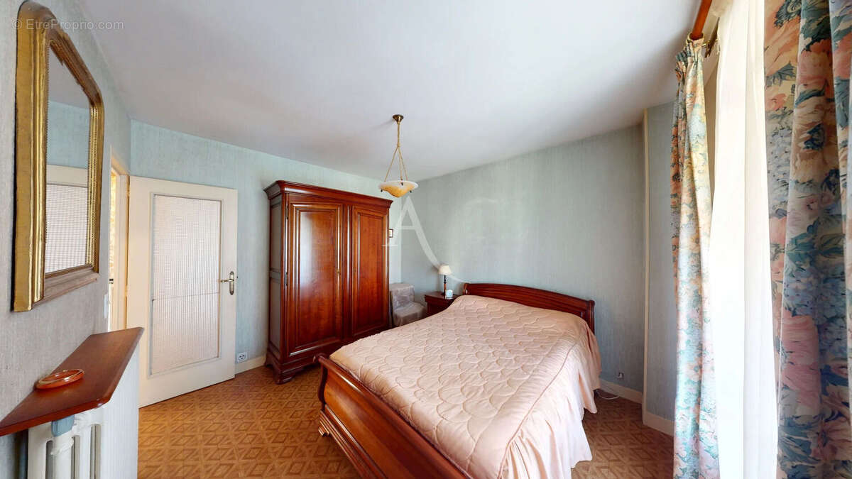 Maison à VILLEBON-SUR-YVETTE