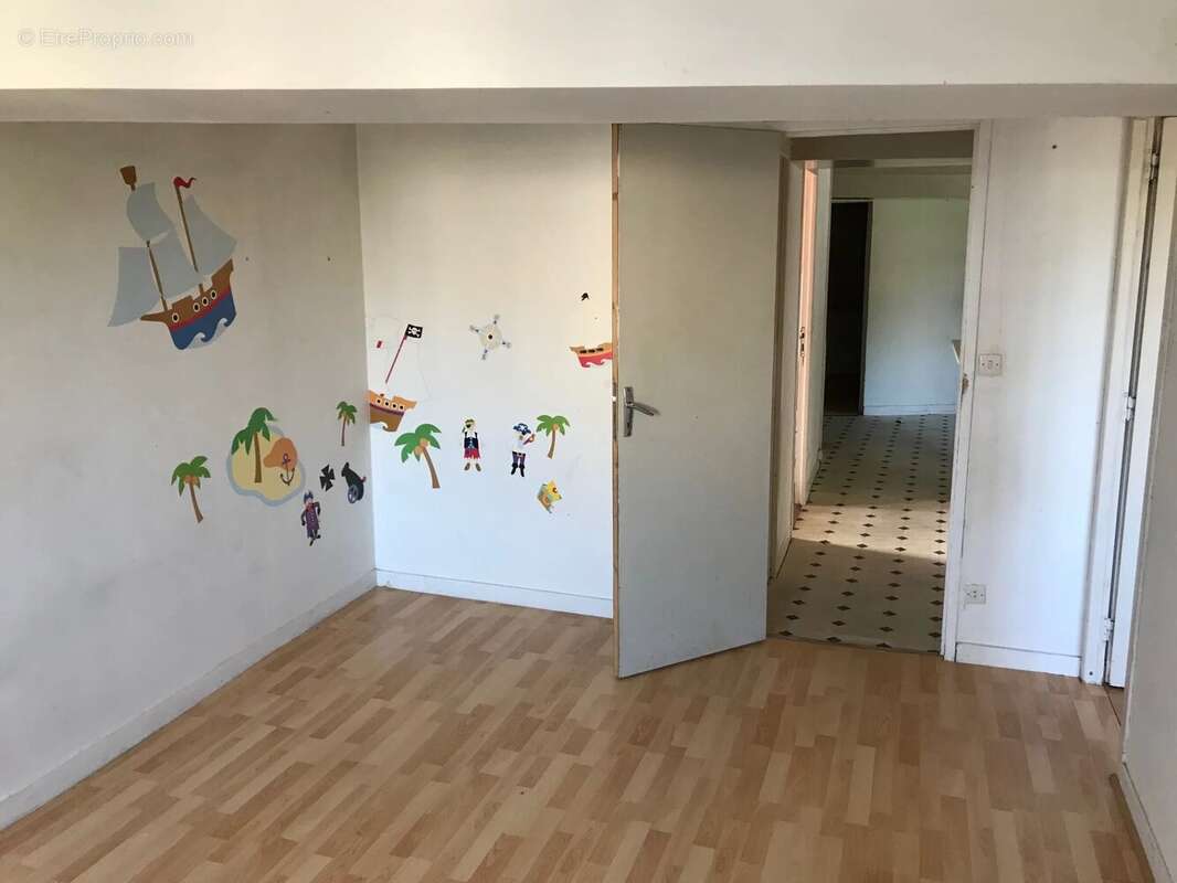 Maison à SAINT-GENEROUX