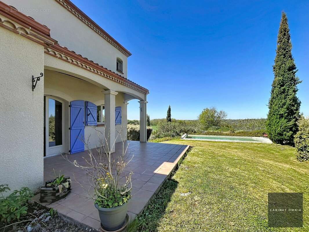 Maison à MONTAIGU-DE-QUERCY