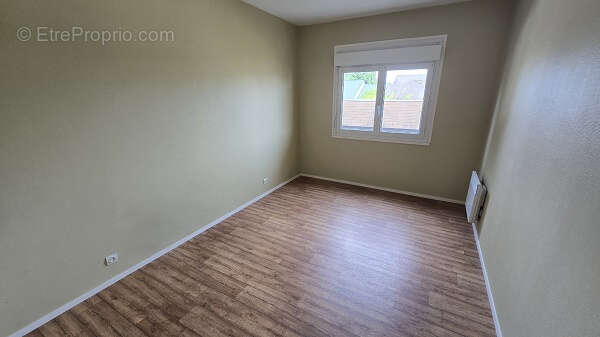 Appartement à SAINT-LAURENT-NOUAN