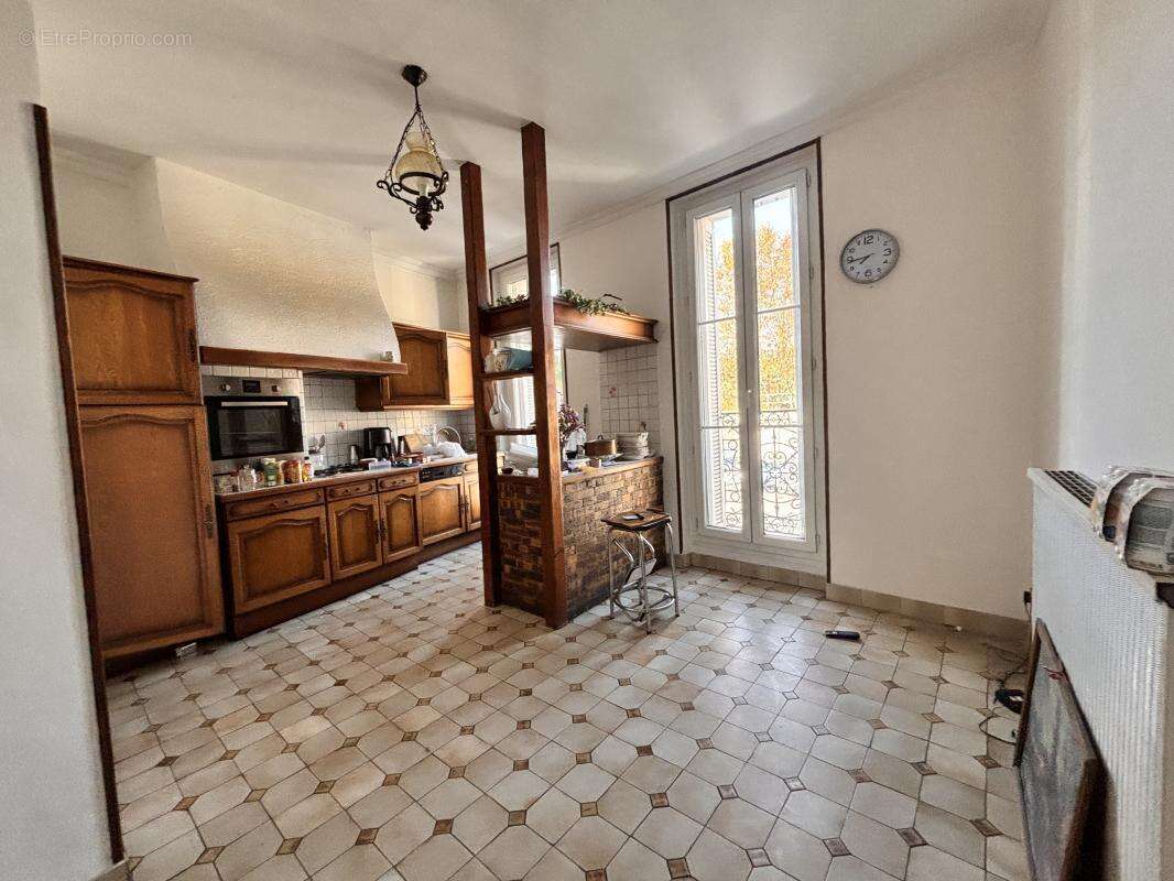 Appartement à MARSEILLE-13E