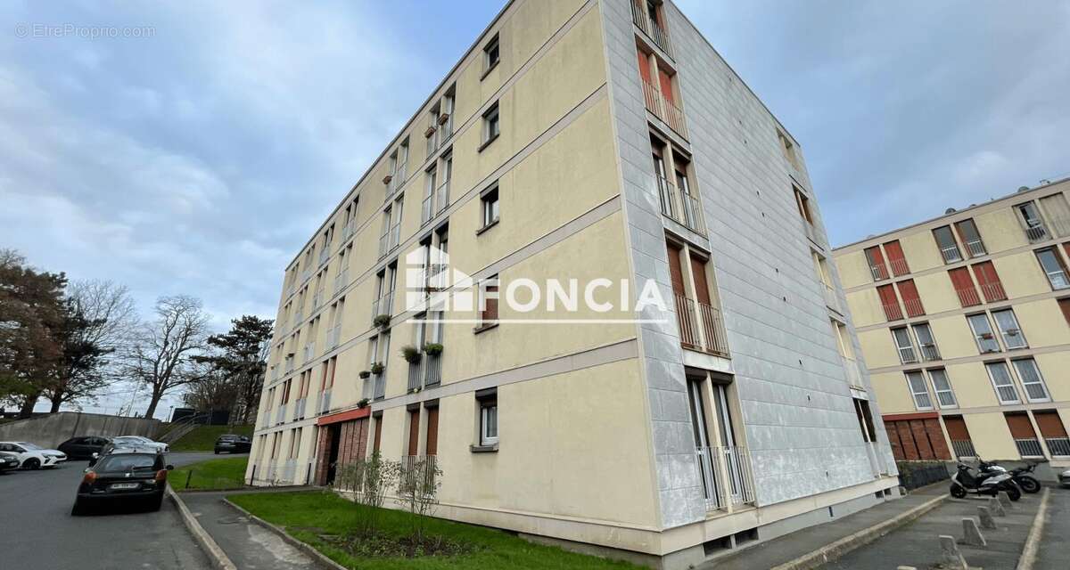 Appartement à GARGES-LES-GONESSE