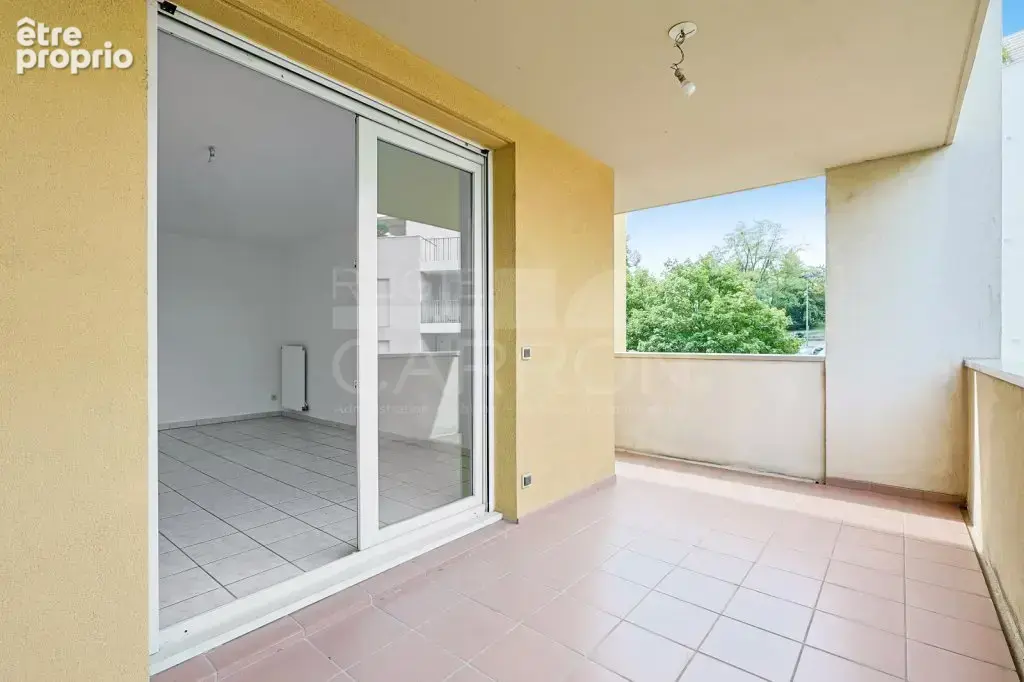 St bonnet centre - appartement 3 pieces avec balcon 16,7 m2 - bon etat - 248 000 € hai - photo 10