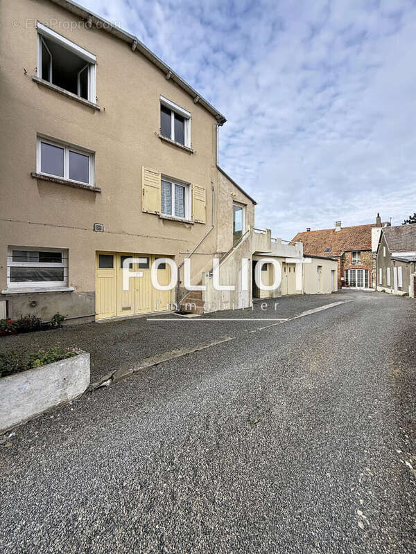 Appartement à SAINT-PAIR-SUR-MER