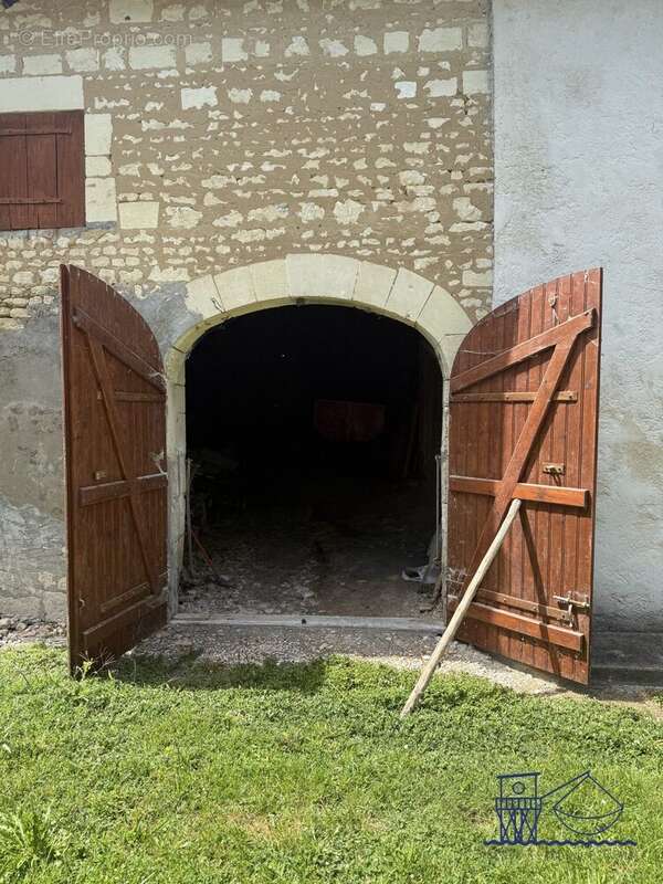 Maison à SAINT-FORT-SUR-GIRONDE