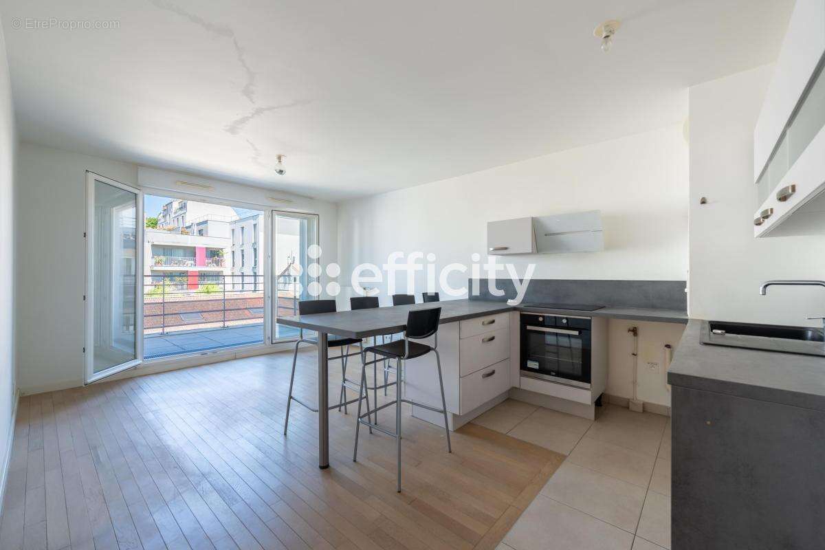 Appartement à CACHAN