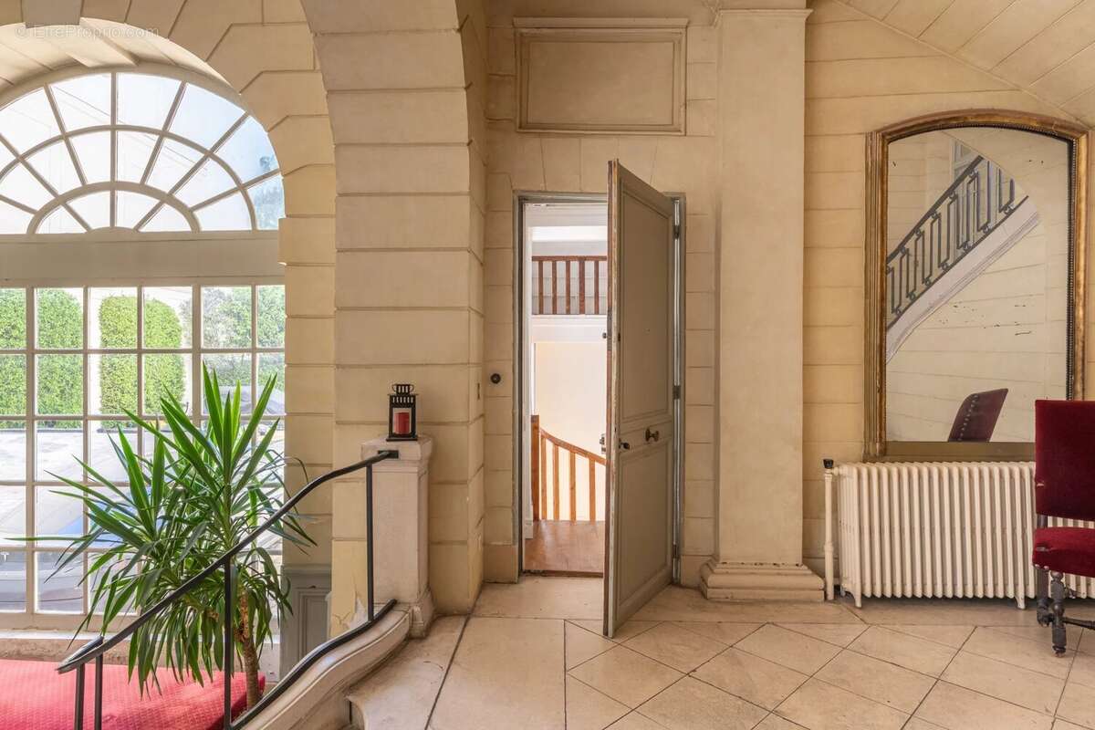 Appartement à PARIS-7E