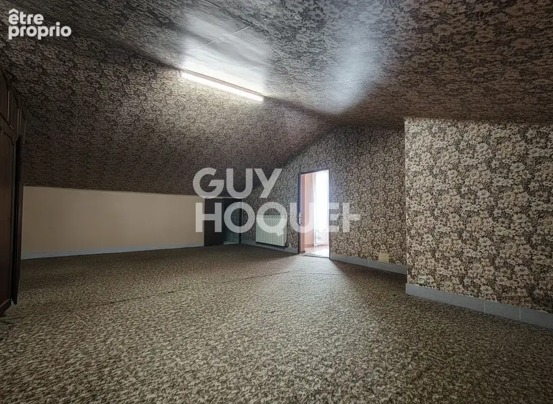 Carpentras Lègue - Maison de 7 pièce(s) de 210 m² avec 5 chambres, jardin et garage - photo 15