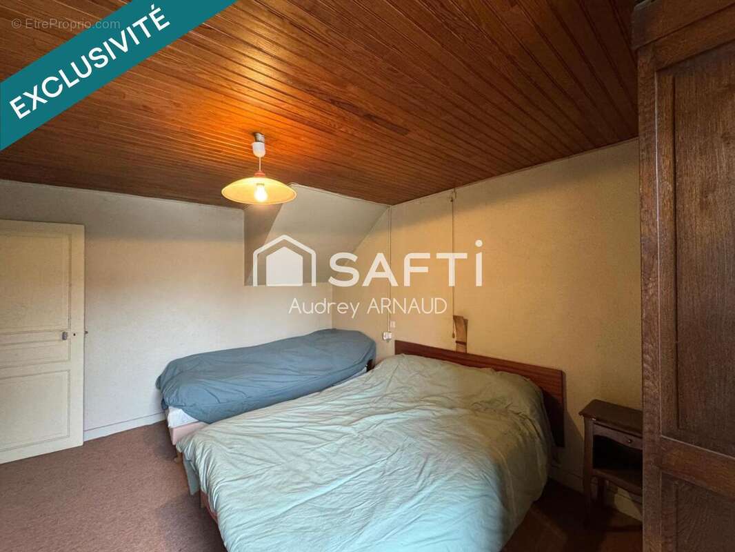 Maison 70 m² à Saint-Merd-La-Breuille  - photo 7