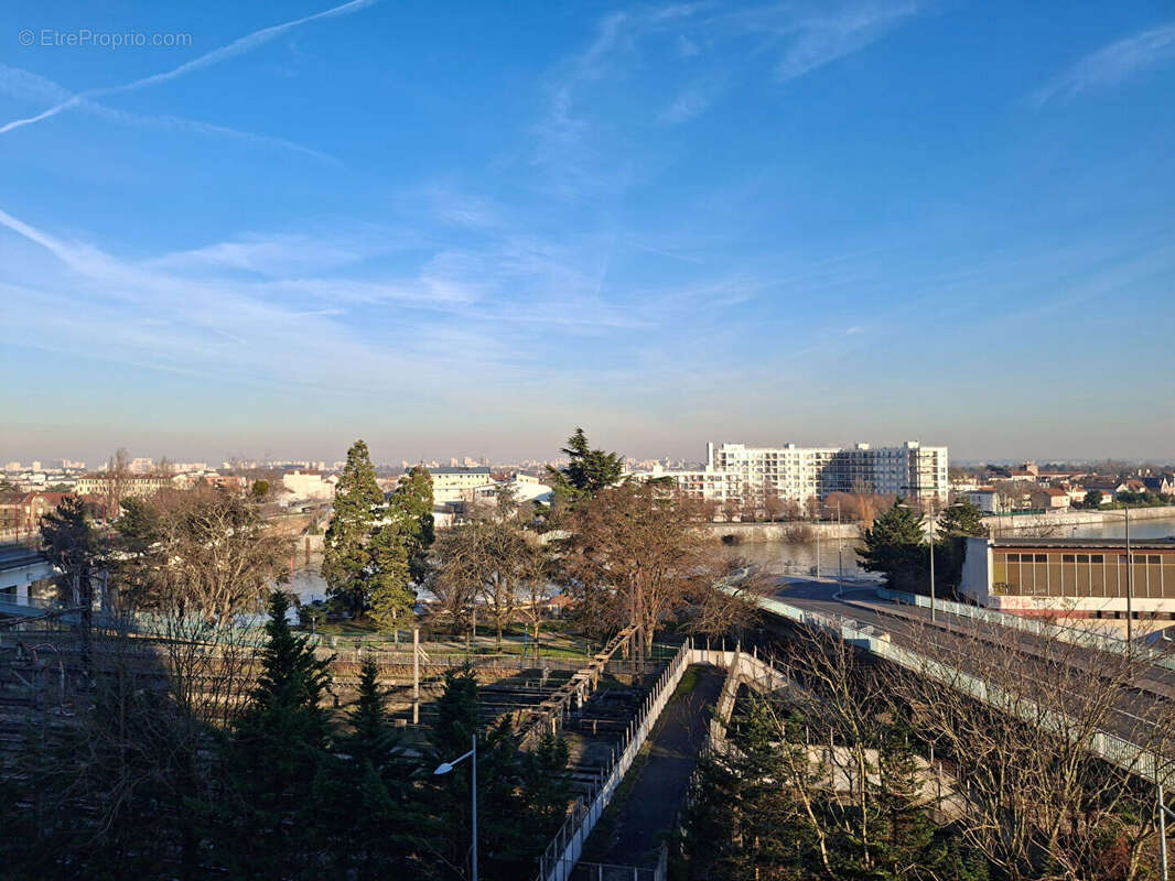 Appartement à CHOISY-LE-ROI