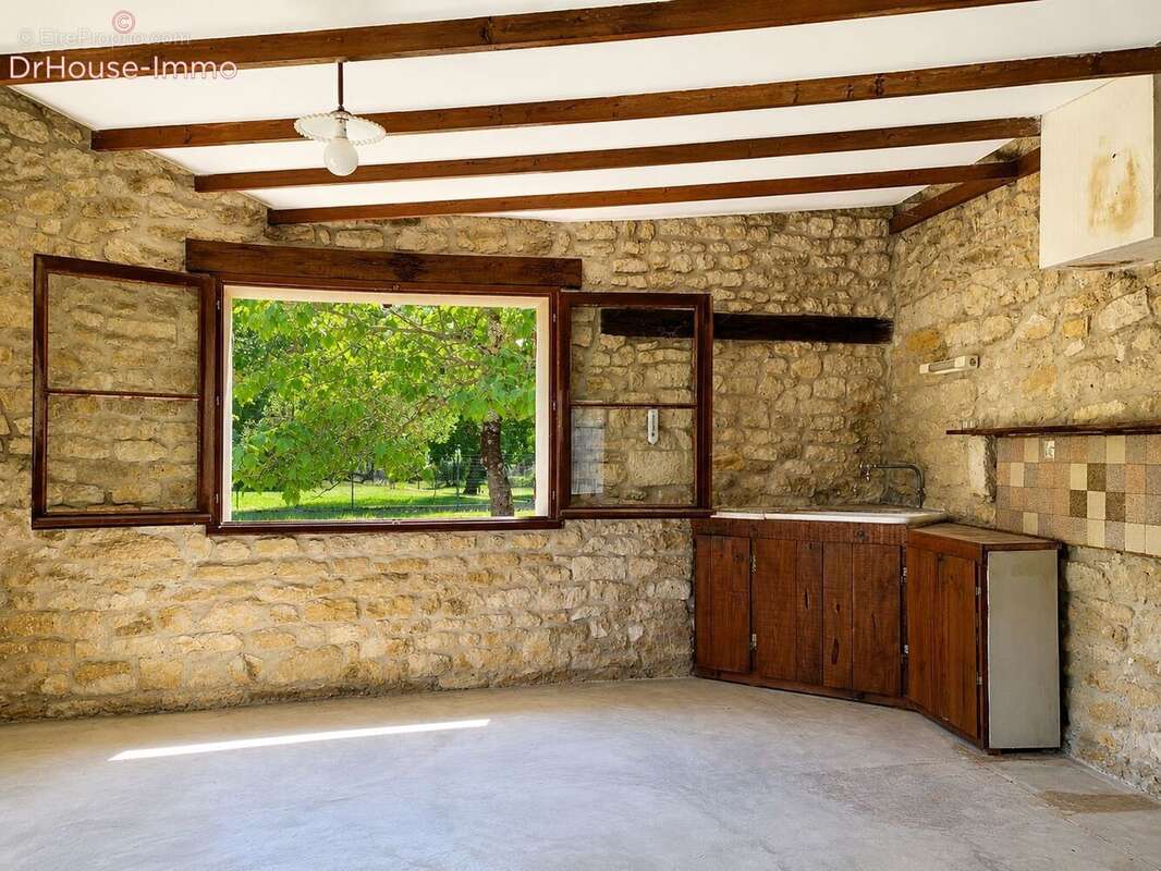 Maison 180 m² à Etauliers  - photo 12