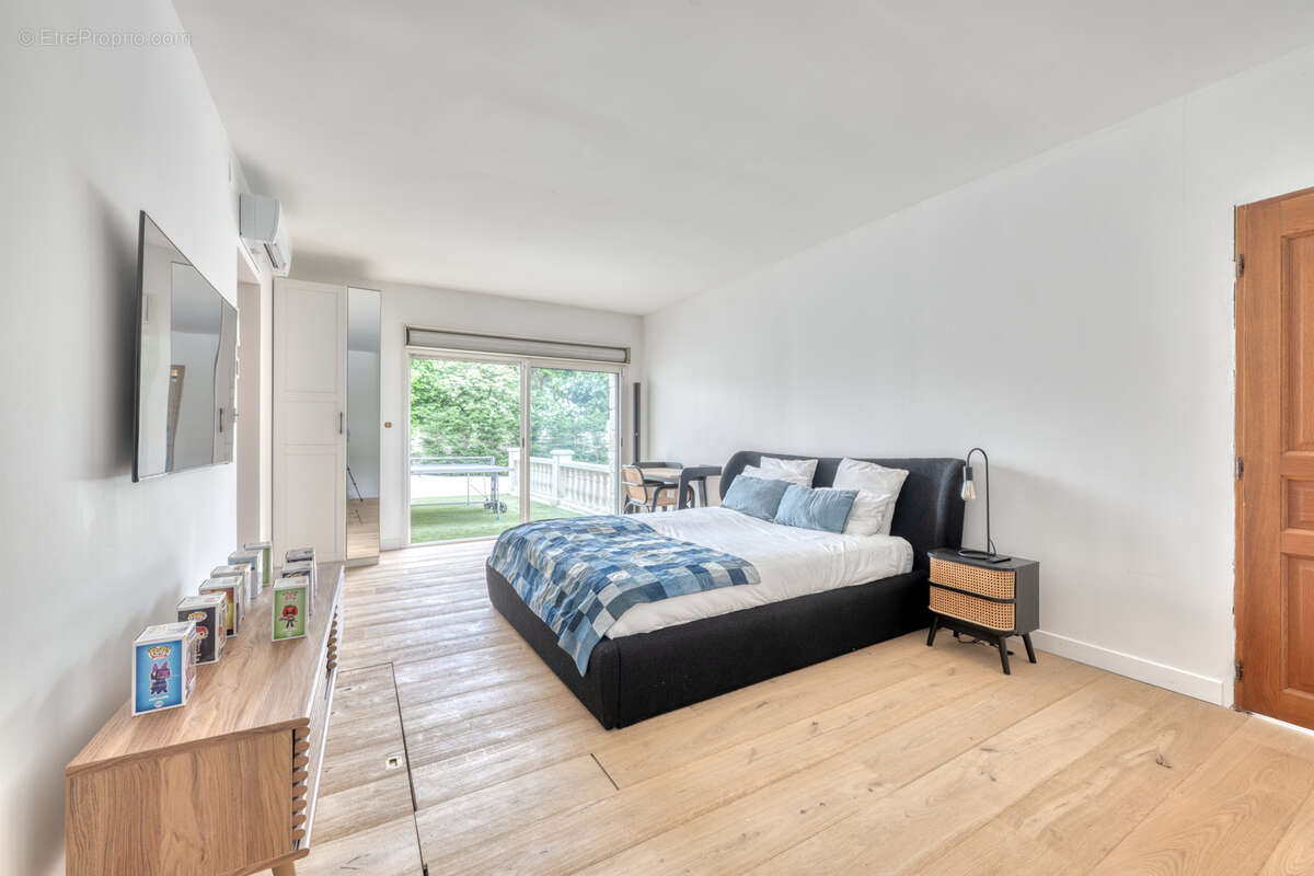 Maison à TILLAY-LE-PENEUX