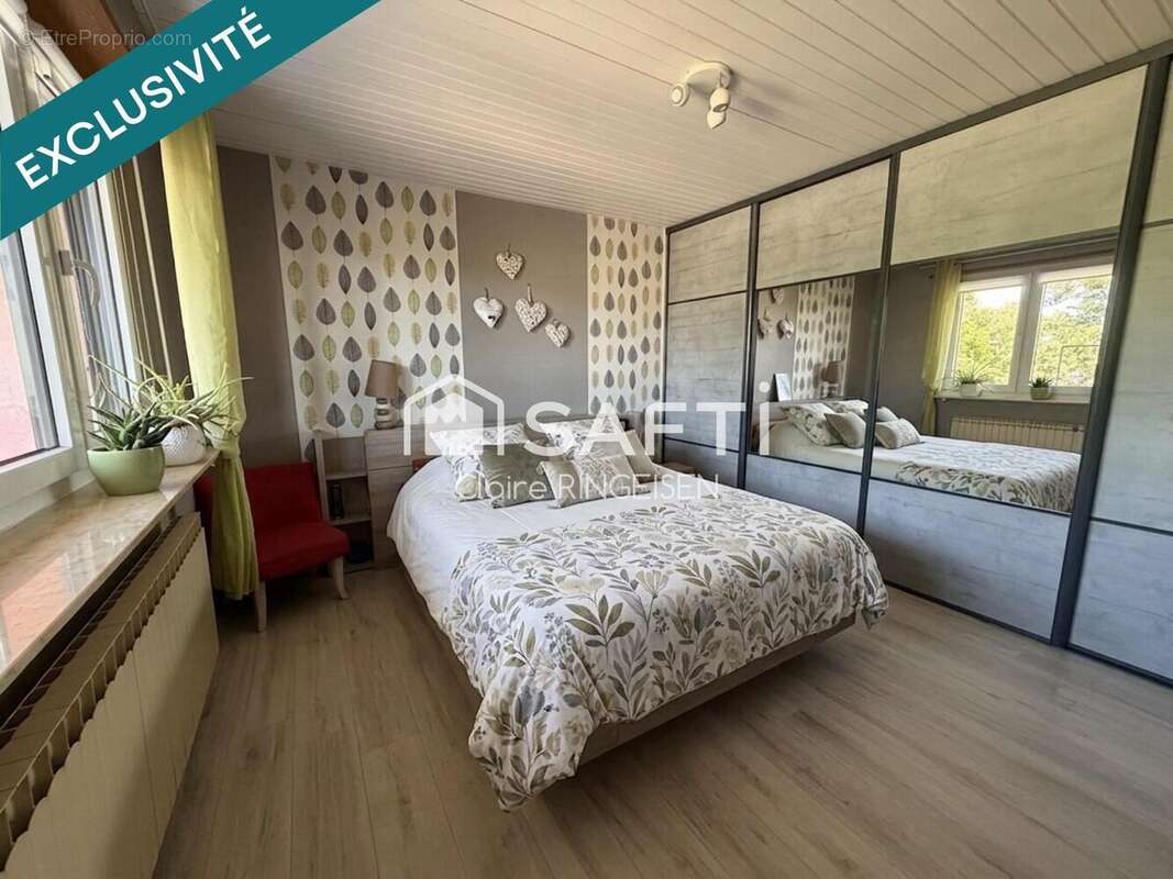 Maison 157 m² à Le Val-De-Gueblange  - photo 7