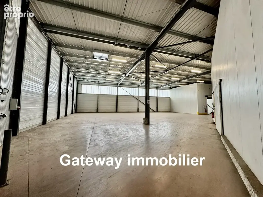 A vendre entrepôt de 950m2 à clermont-ferrand le brezet - photo 7