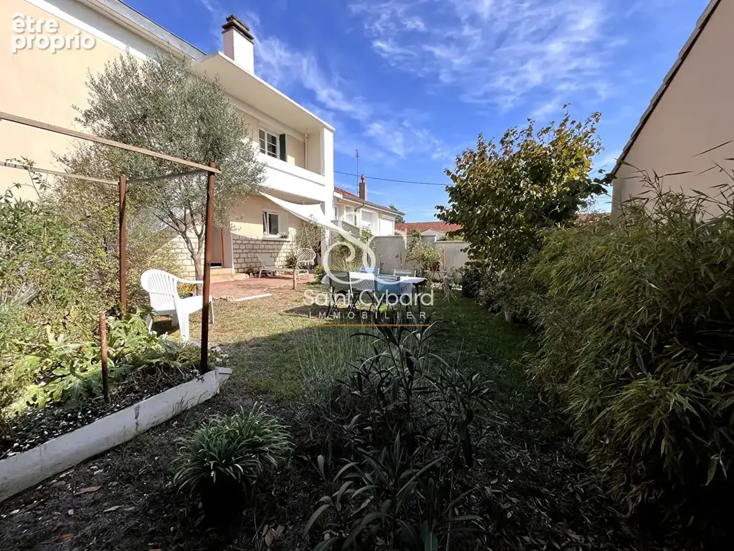 SAINT CYBARD - Maison des années 60 rénovée  - 90m² - photo 14