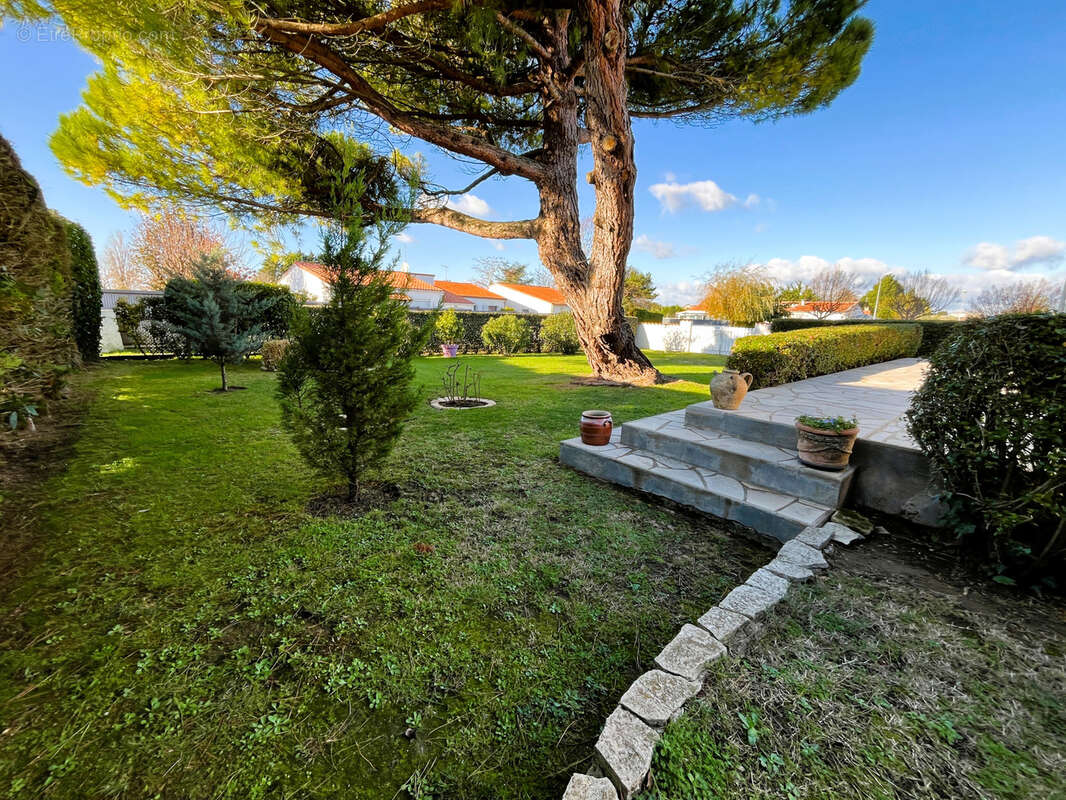 Maison à BARZAN