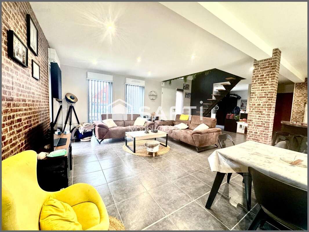 Photo 2 - Maison à VAUDRICOURT