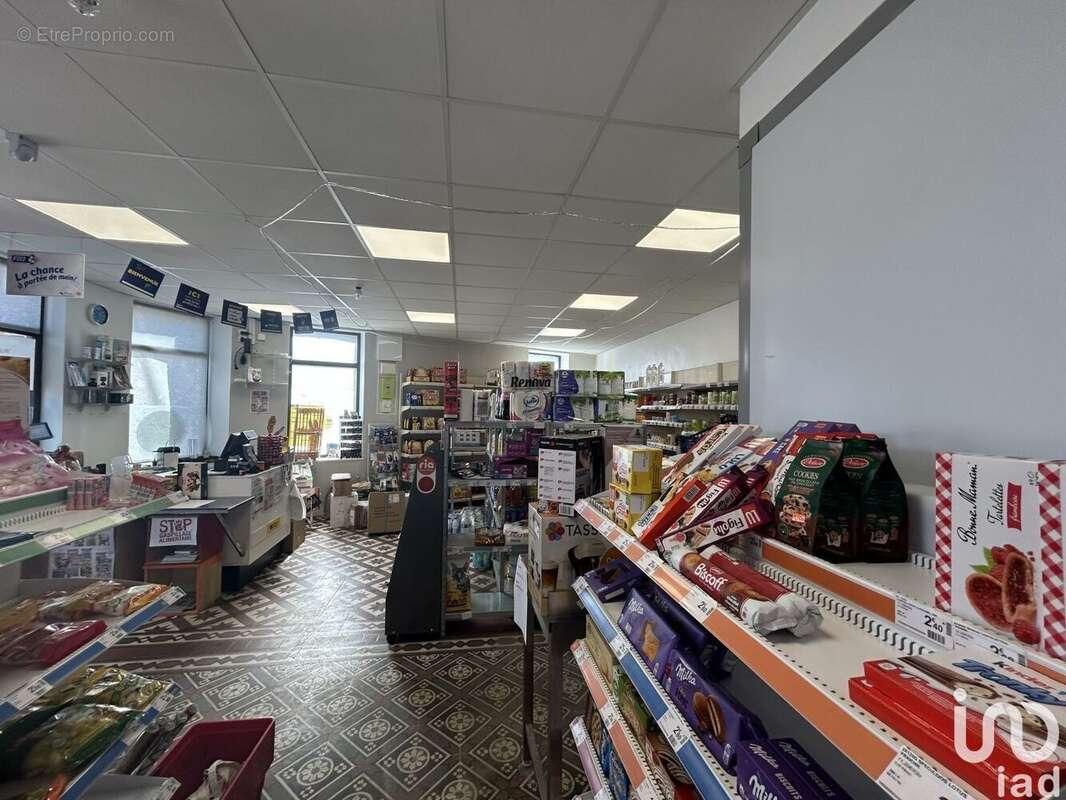 Photo 9 - Commerce à SENNELY