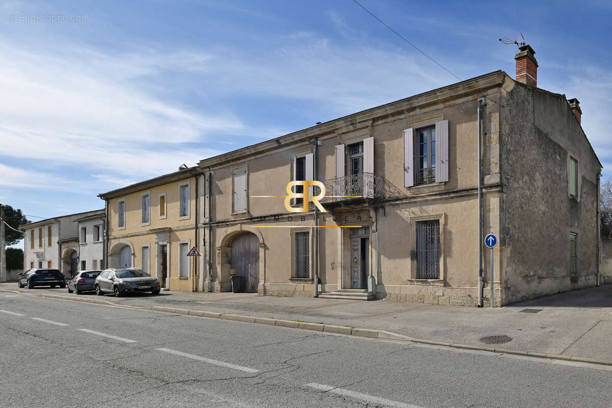 Maison à UCHAUD