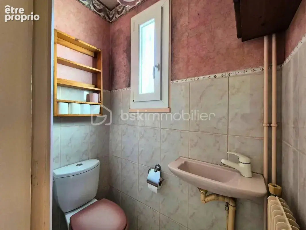 Maison 93m² centre-ville avec terrain 448m², veranda+balcon,sous-sol complet et Gare - photo 11