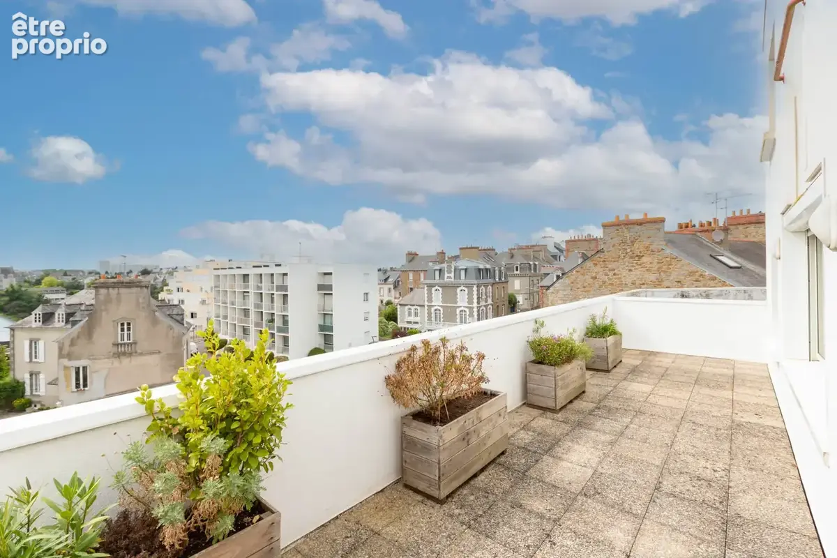 Superbe t4 en duplex avec terrasse et parkings - quartier saint-michel - photo 3