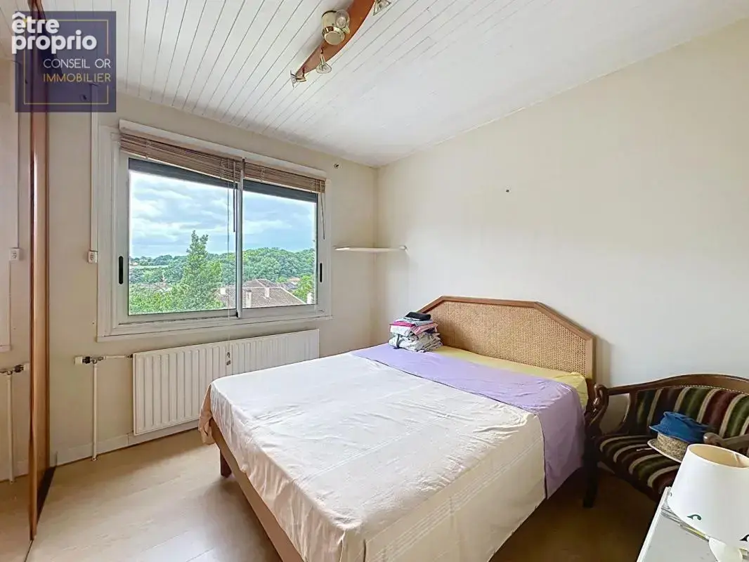 Maison  6 pièces 117 m²  à 5 mn à pied du métro - photo 12