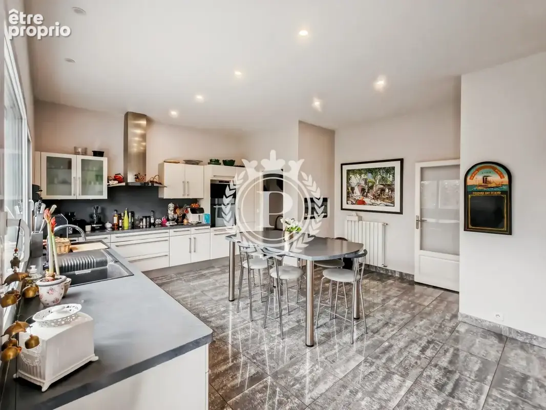 Maison 7 pièces 200 m² à vendre à Montfermeil (93370) - photo 4
