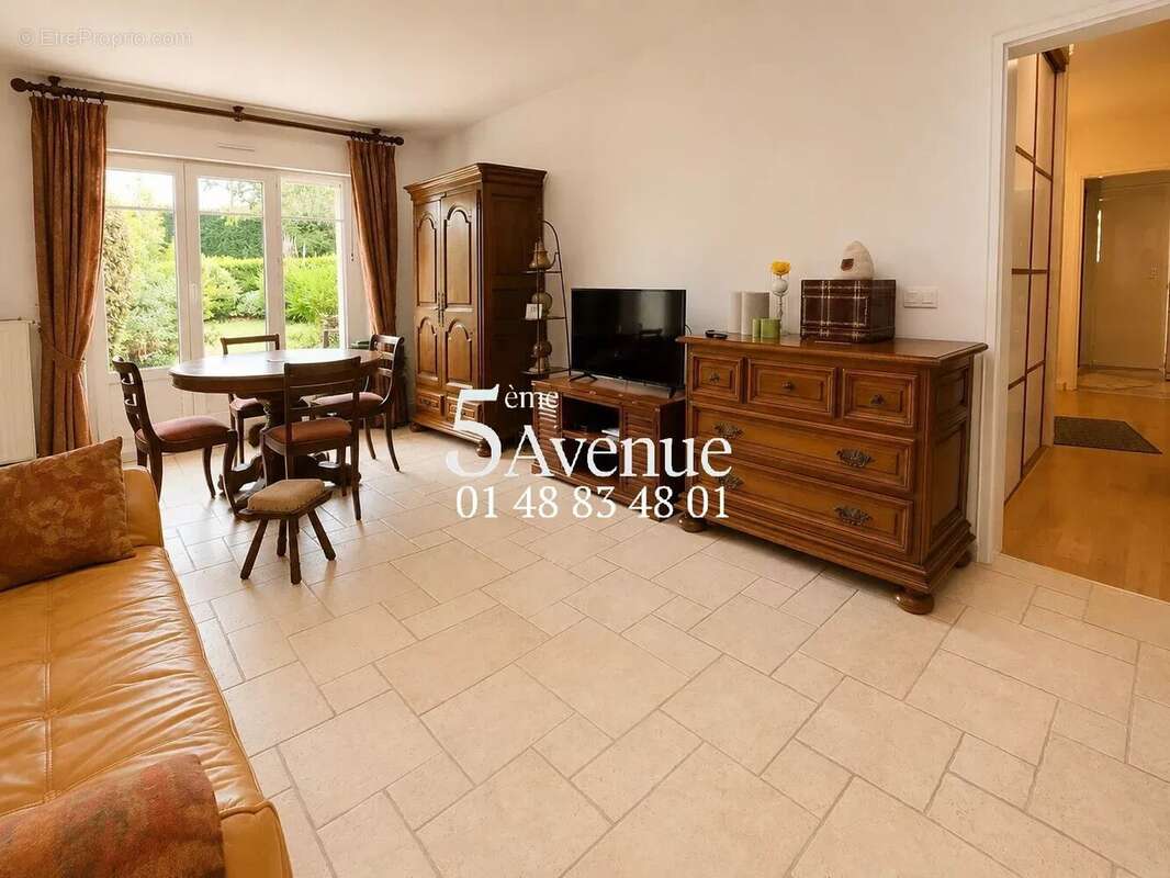 Appartement à LE PLESSIS-TREVISE