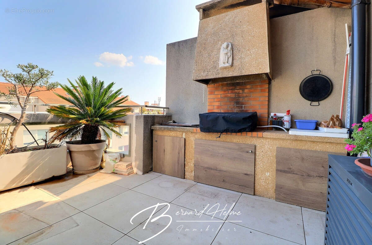 Appartement à MARSEILLE-8E