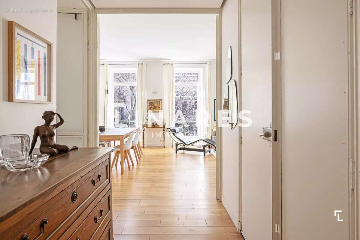 Appartement à MARSEILLE-6E