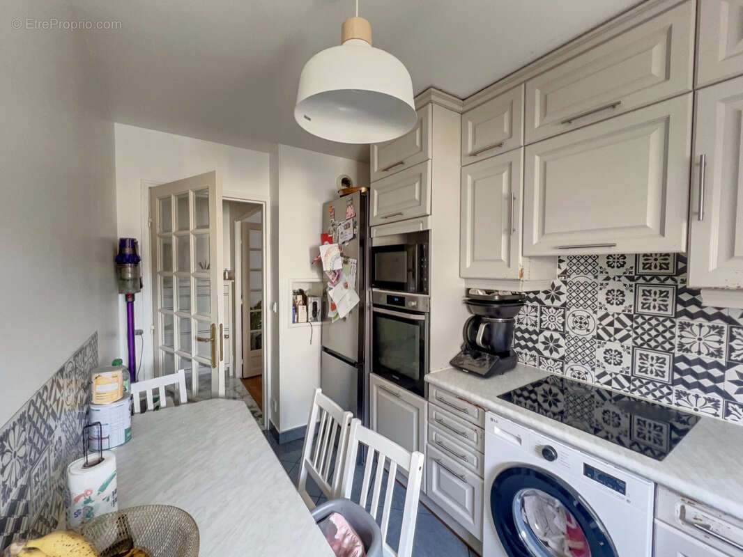 Appartement a vendre 3 pieces 68m2 - centre ville - photo 6