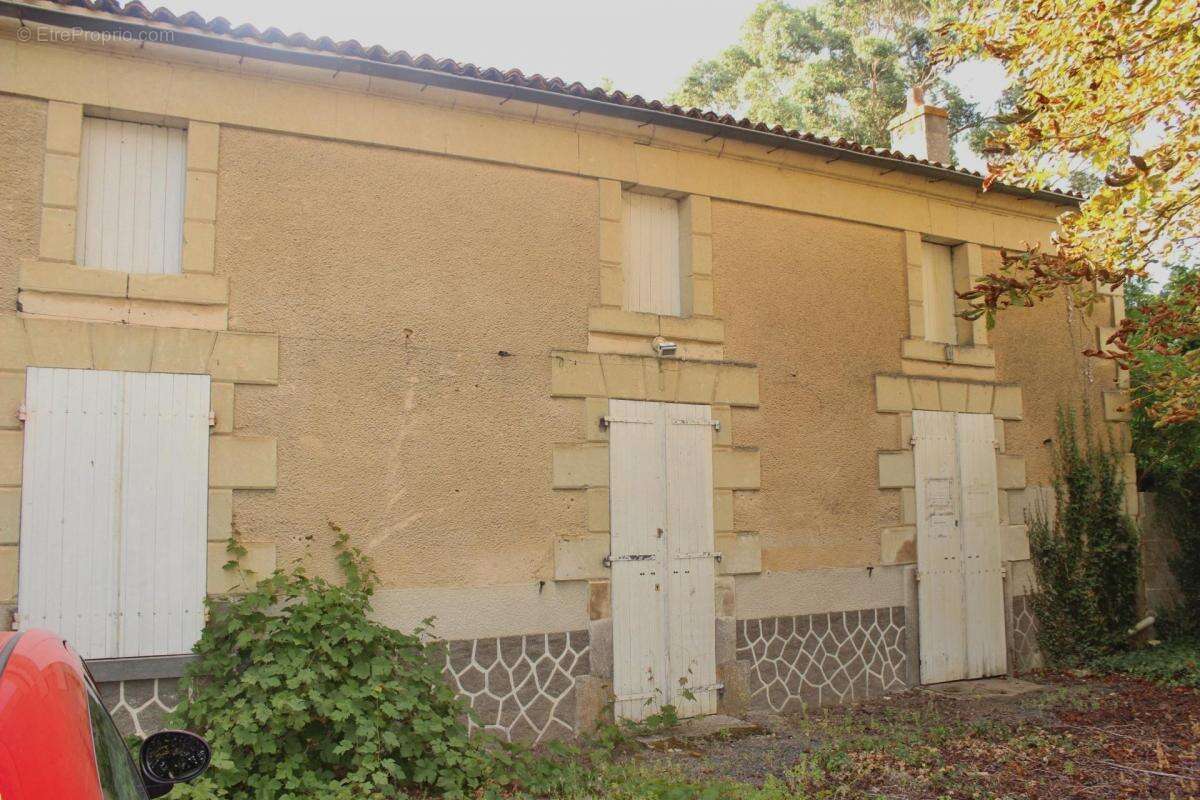 Maison à BRION-PRES-THOUET