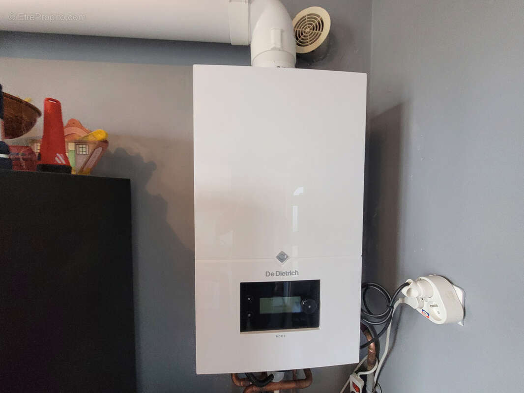 Maison à MONTMARAULT