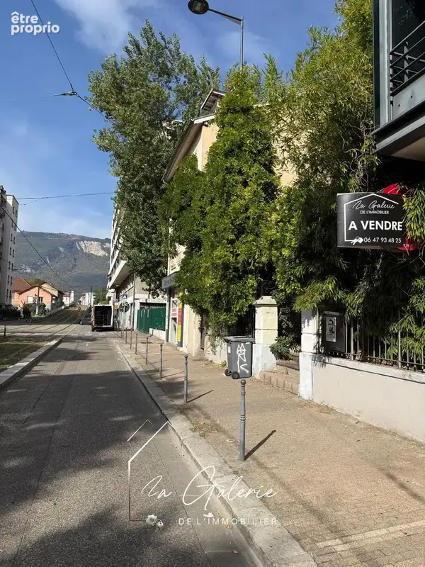Murs commerciaux proche tribunal avec terrasse a grenoble - photo 5